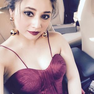 Meet your Posher, Summer